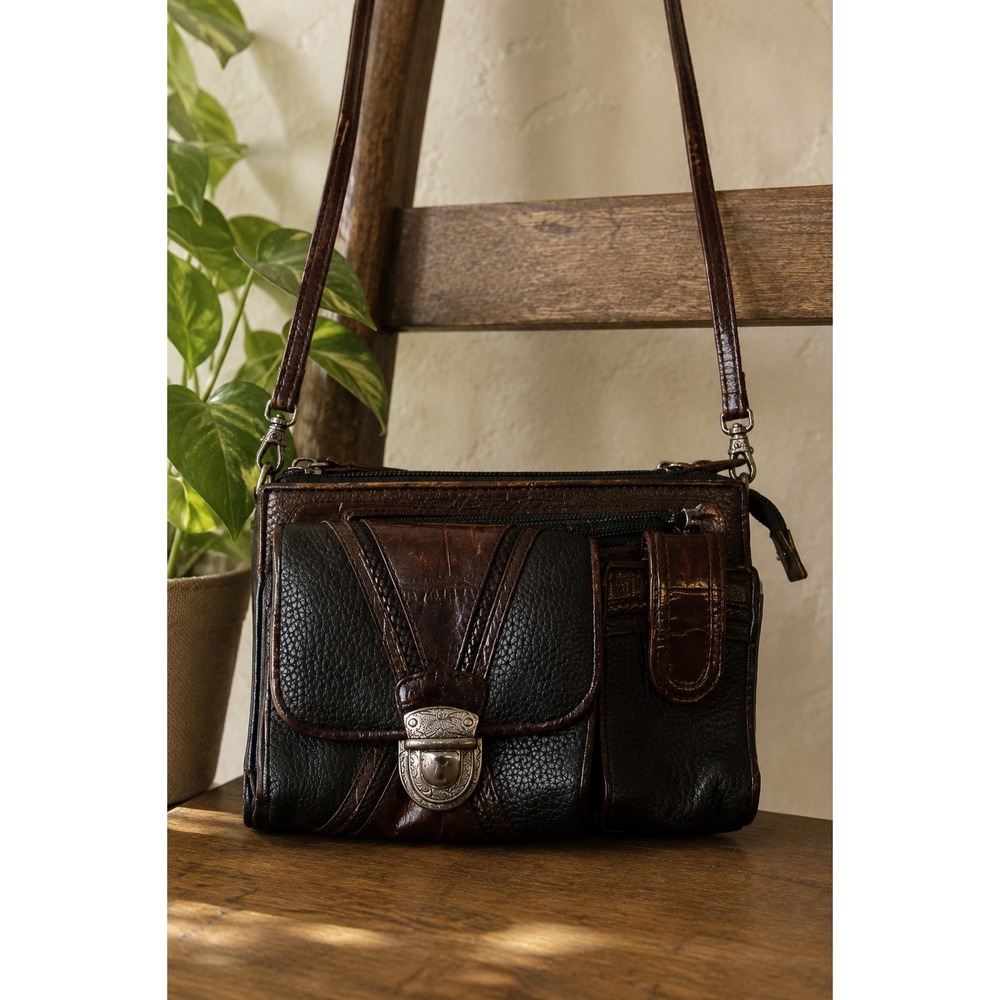 Baggallini Black & Brown Crossbody Wallet Purse Pebbled & Croc Embossed Leather